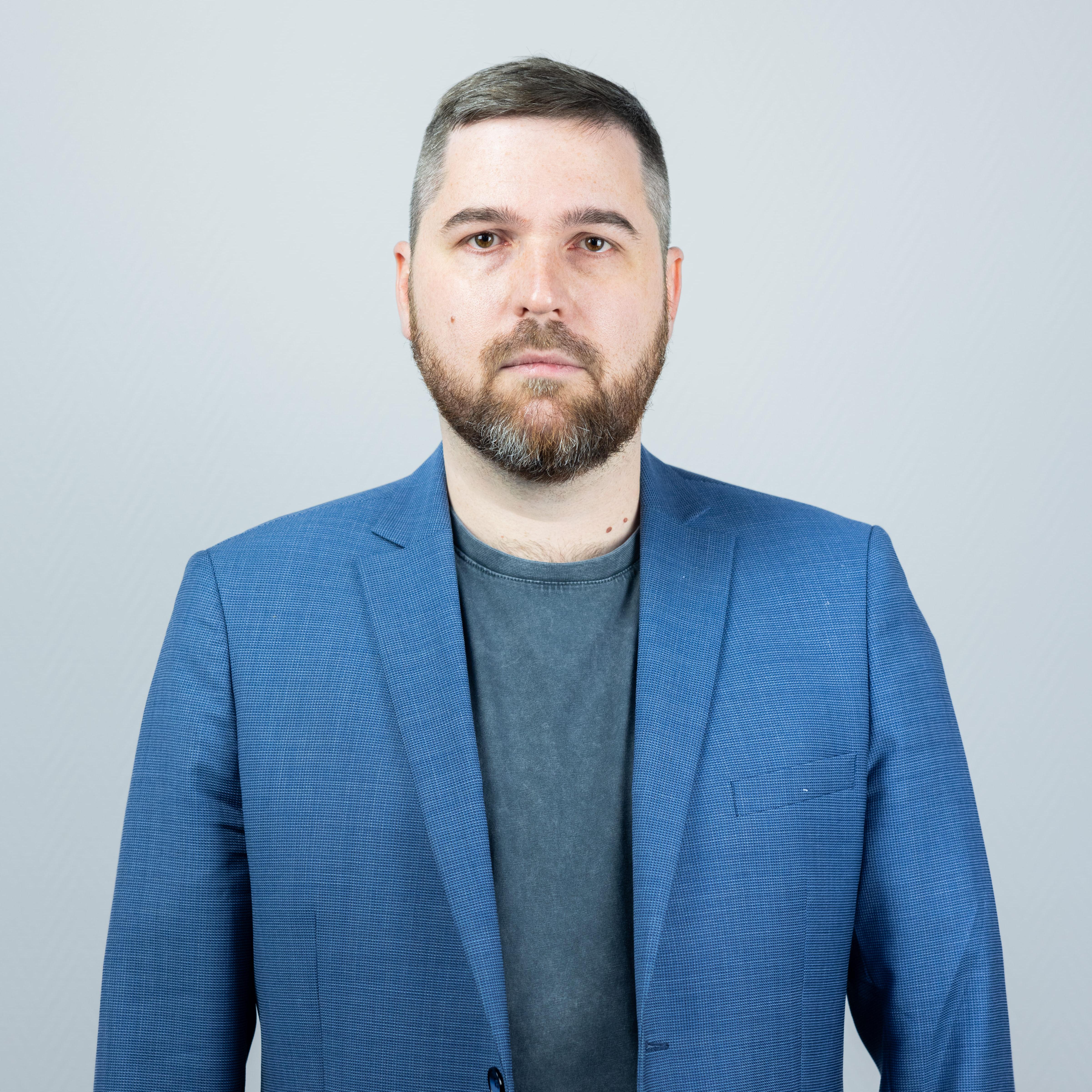 Пивоваров Артём Сергеевич